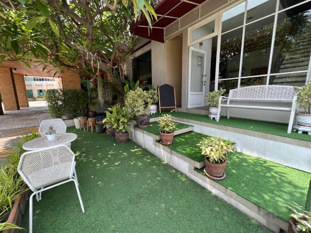 Western Grand Hotel Ratchaburi Ban Bang Kra Bagian luar foto