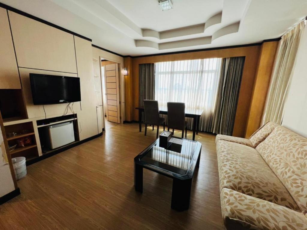 Western Grand Hotel Ratchaburi Ban Bang Kra Bagian luar foto