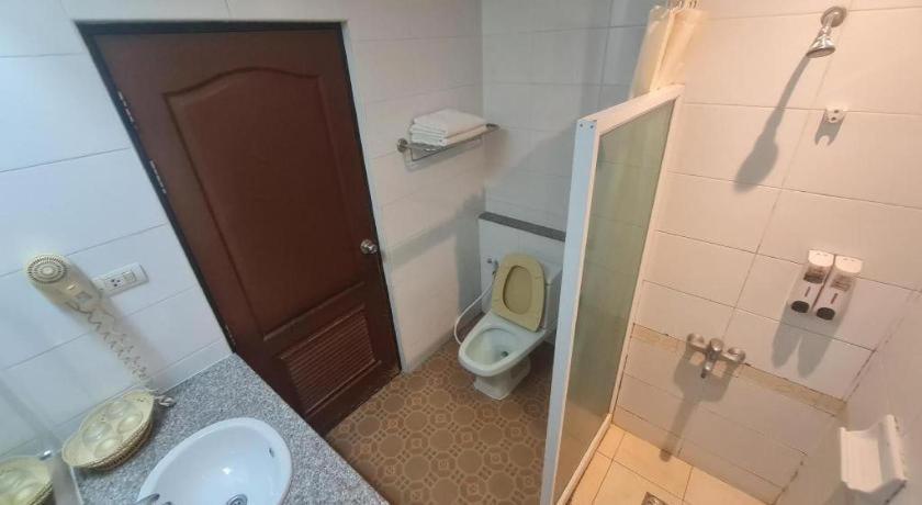 Western Grand Hotel Ratchaburi Ban Bang Kra Bagian luar foto