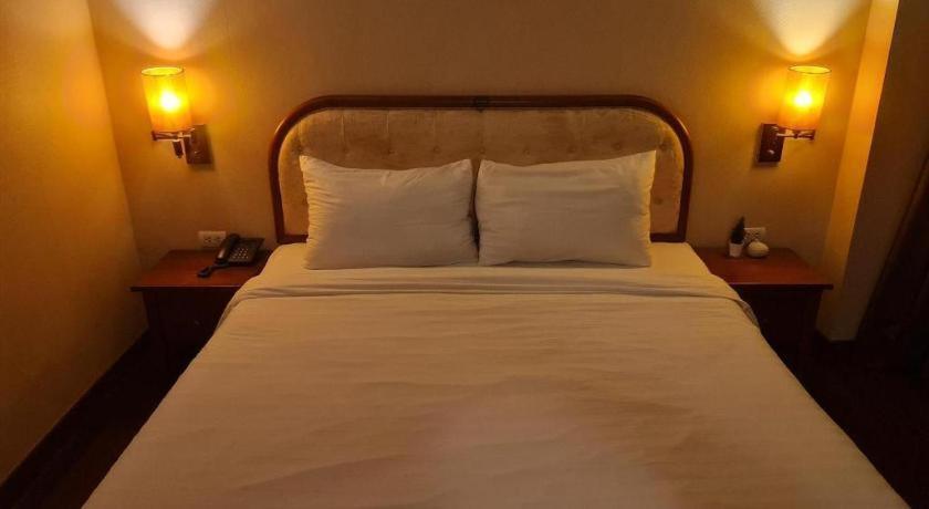 Western Grand Hotel Ratchaburi Ban Bang Kra Bagian luar foto