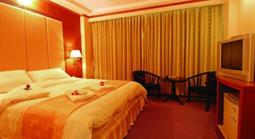 Western Grand Hotel Ratchaburi Ban Bang Kra Bagian luar foto
